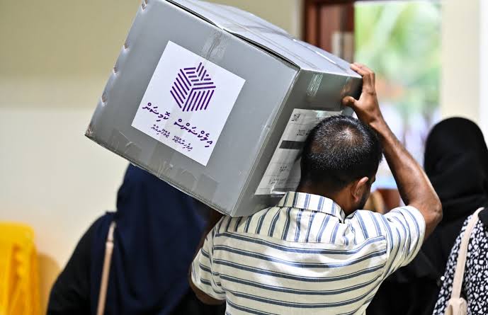 ރައްޔިތު މީހާގެ އަތަށް ވޯޓް ކަރުދާސްކޮޅު ލިބޭނެ ކަމުގެ އުންމީދު ގެއްލިއްޖެ